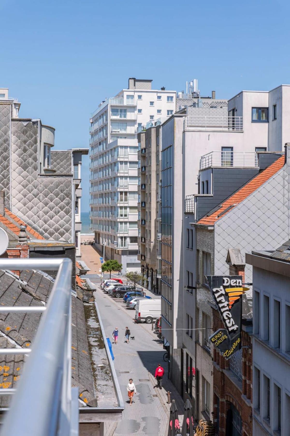Huswell - Centrally Located Apartment With Sunny Terrace Oostende Ngoại thất bức ảnh