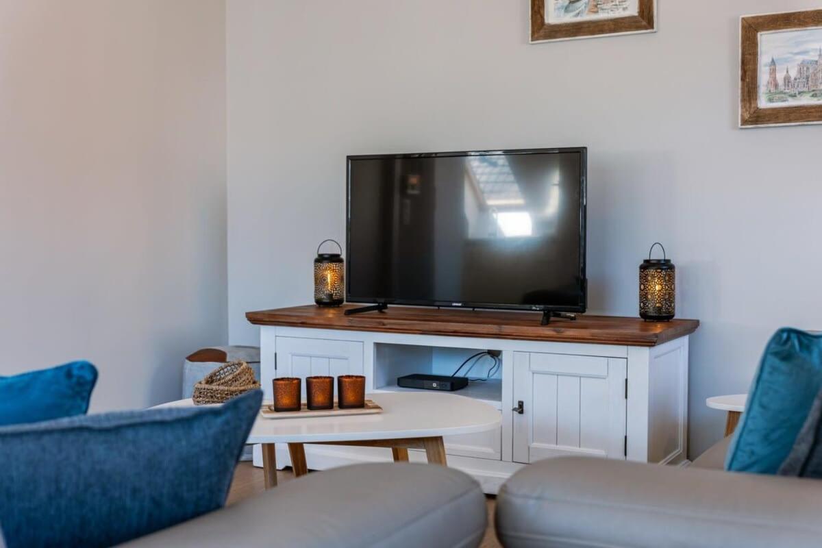 Huswell - Centrally Located Apartment With Sunny Terrace Oostende Ngoại thất bức ảnh